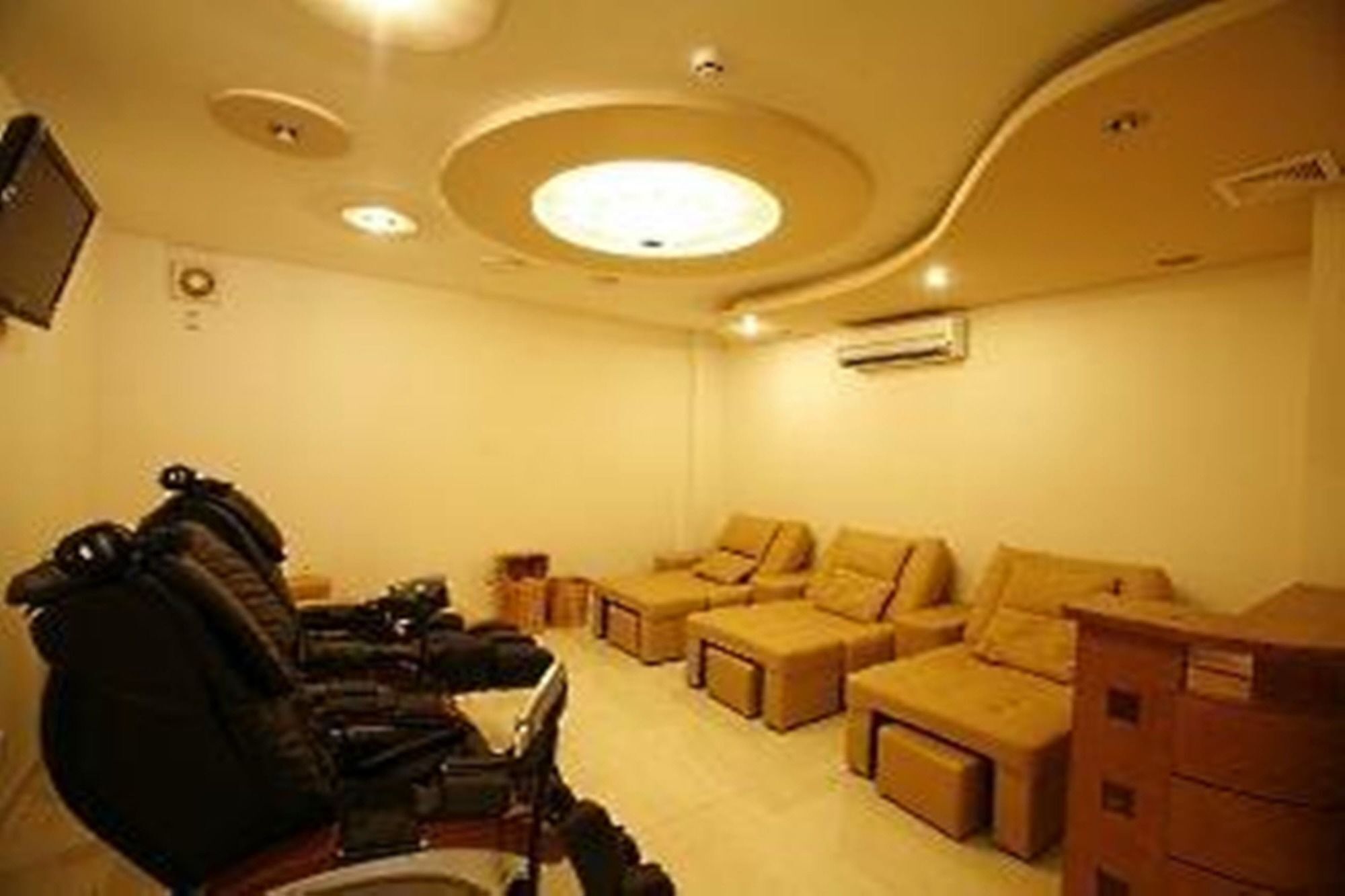 Adora Hotel Hô Chi Minh-Ville
